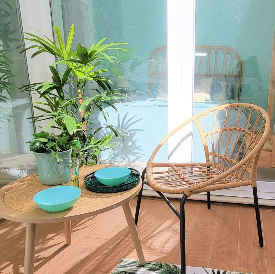 The Shore At Seaside Paradise - Cozy Patio On The Promenade Espinho  Ngoại thất bức ảnh